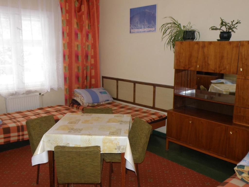 Szkolne Schronisko Mlodziezowe Zloty Widok Pansiyon Piechowice  Dış mekan fotoğraf