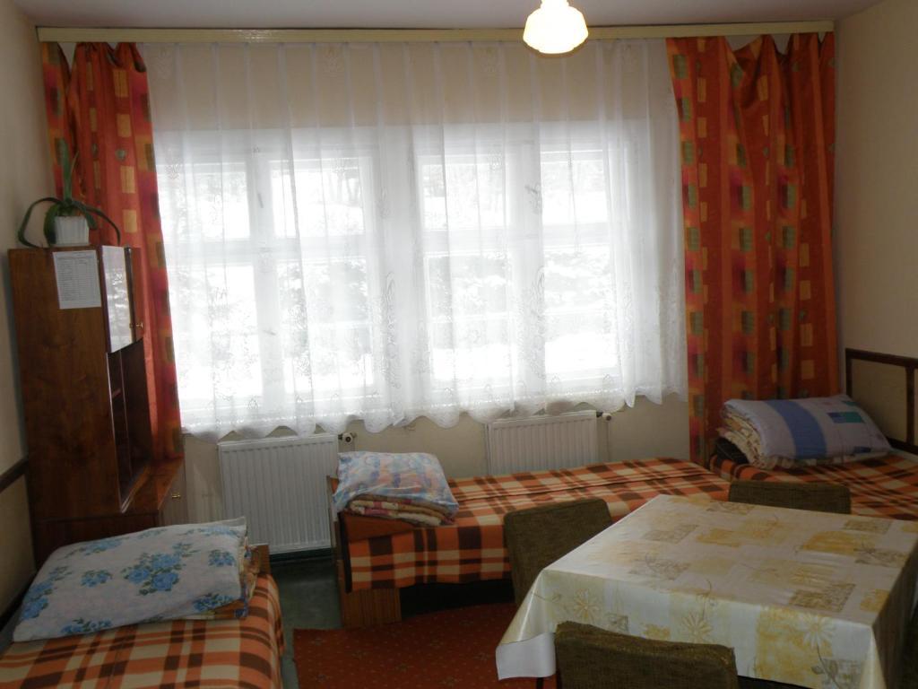 Szkolne Schronisko Mlodziezowe Zloty Widok Pansiyon Piechowice  Dış mekan fotoğraf